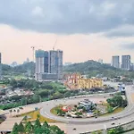 Cozy 3Br -2-8Pax- 65 Tv Near Midvalley-Pavilion 2